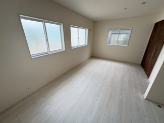 広々とした洋室です