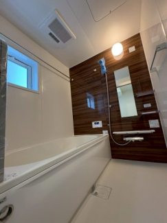 落ち着いた空間のお風呂です