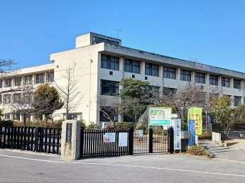 平田小学校まで200m
