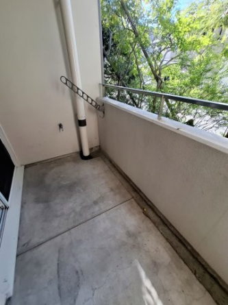 【バルコニー】