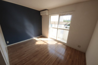 こちらの居間で趣味の時間をお楽しみください