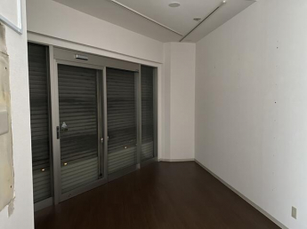 ＹＳビルの画像