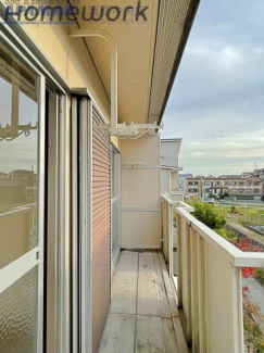 【バルコニー】