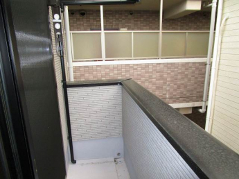 【バルコニー】