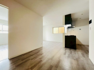 【居間・リビング】