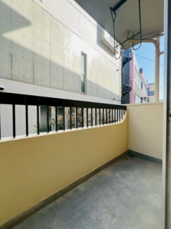 【バルコニー】