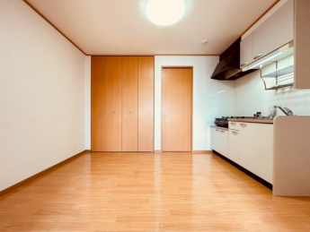 【居間・リビング】