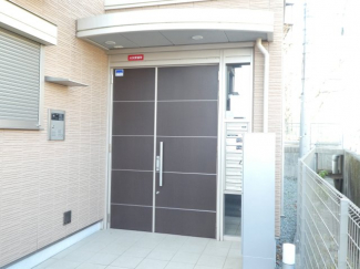 【エントランス】