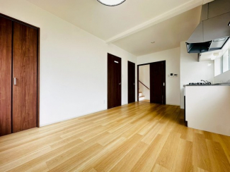 【居間・リビング】