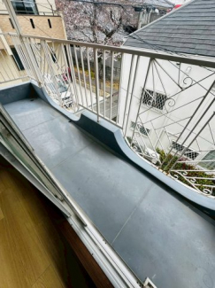 【バルコニー】