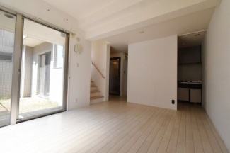 【居間・リビング】