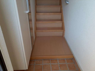 落ち着いた玄関です