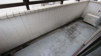 【バルコニー】