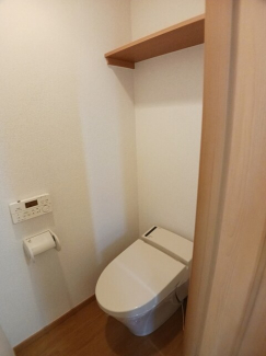 落ち着いたトイレです