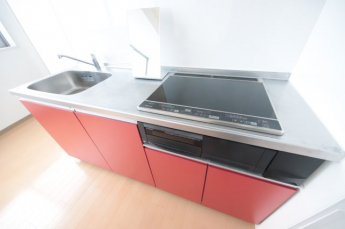 コンパクトなキッチンで掃除もラクラク