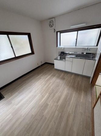 古川西３丁目奥野貸家の画像