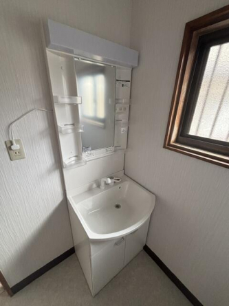 古川西３丁目奥野貸家の画像