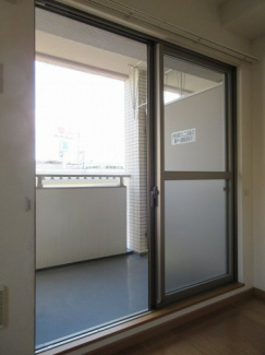 【バルコニー】