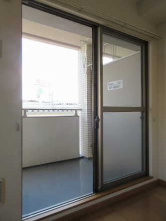 【バルコニー】