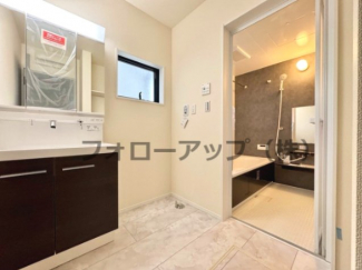 独立洗面化粧台付き