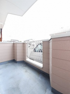 【バルコニー】