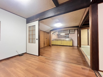 【居間・リビング】