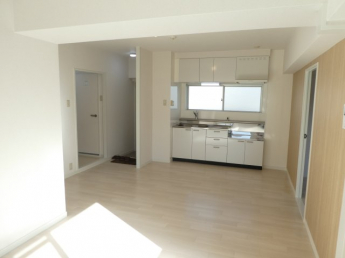 【居間・リビング】