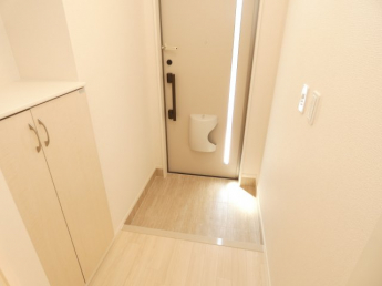 【玄関】
