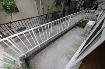 バルコニーがあります