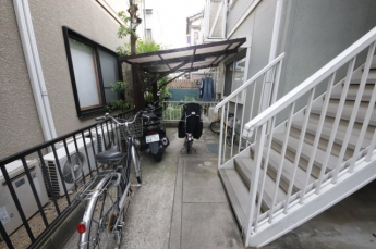 陽当たり良好なバルコニーです