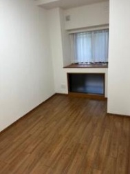 スタンダードな洋室です