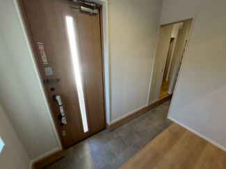 シンプルで使いやすい玄関です