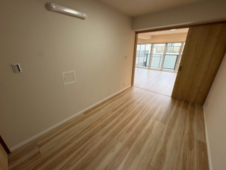 広々とした洋室です