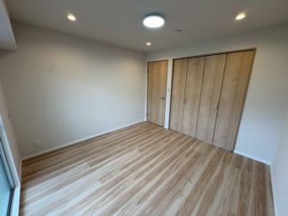 広々とした洋室です