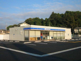 ローソン姫路西今宿八丁目店まで590m