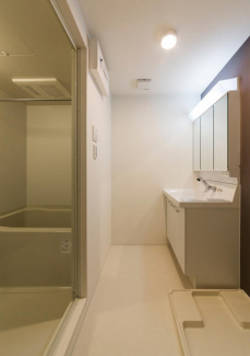 ＯＮＤＩＮＡ　オンディーナの画像