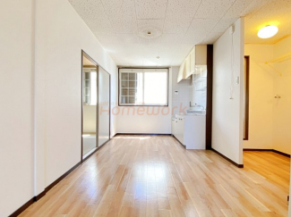 【居間・リビング】