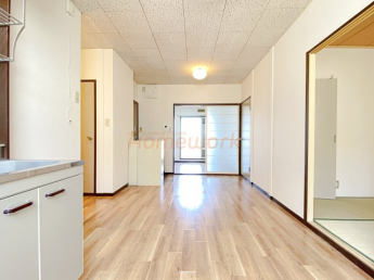 【居間・リビング】