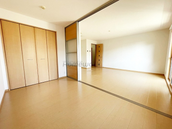 【居間・リビング】