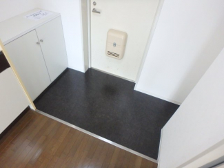 シンプルで使いやすい玄関です