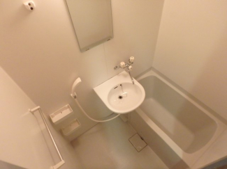 落ち着いた空間のお風呂です