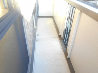 【バルコニー】