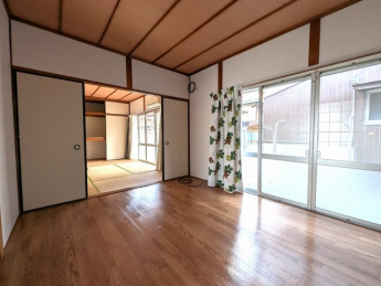 【居間・リビング】