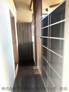 お座敷の下足入れ