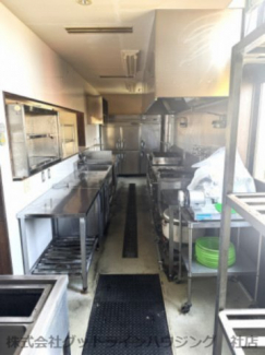 大型冷蔵庫もあります