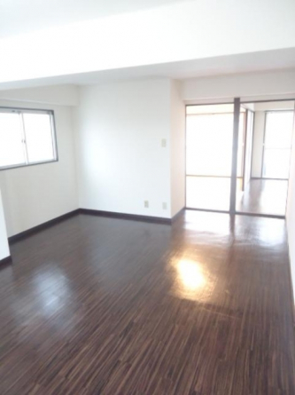 【居間・リビング】