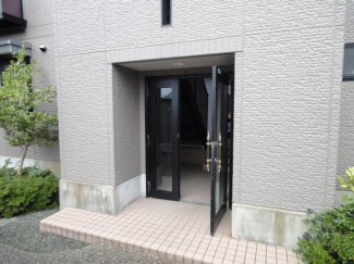 【エントランス】
