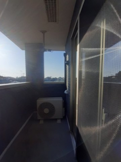 【バルコニー】