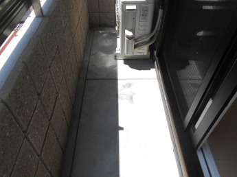 【バルコニー】