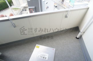 【バルコニー】